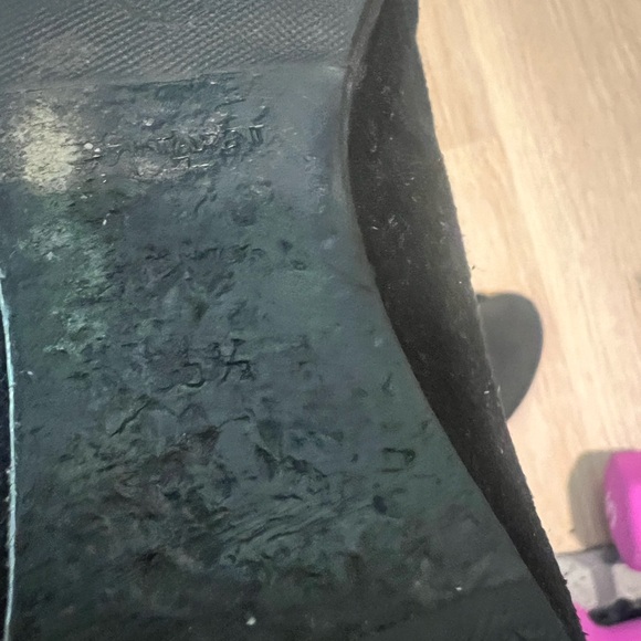 VINTAGE YSL EVELYN BLACK SUEDE GOLD TOE CAP FLATS SIZE 6.5 VERY WORN. - Picture 6 of 12